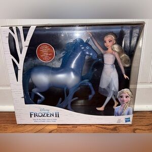 Disney Frozen II Elsa and Nokk Toy Set - Blue